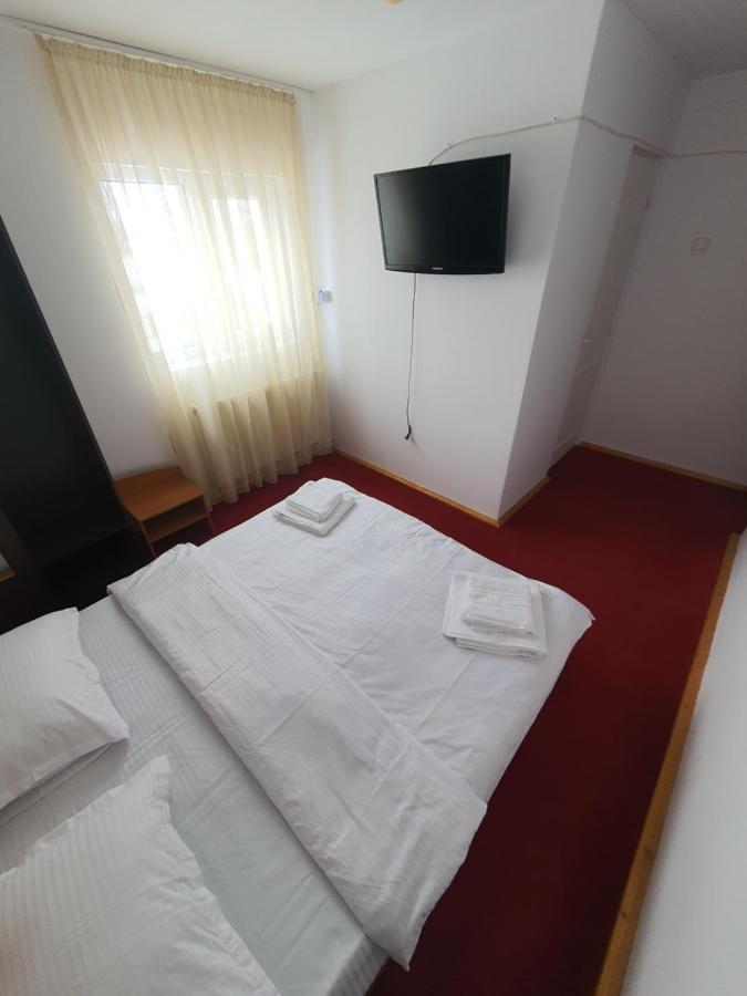 Casa Edi Hotel Poiana Negrii Buitenkant foto